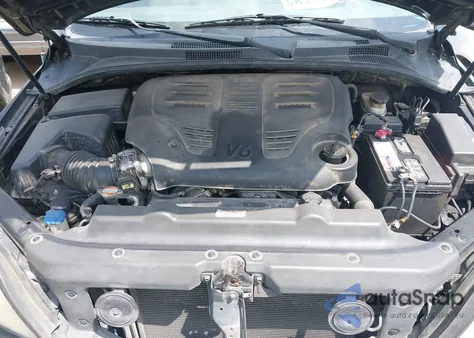 2008 Kia Sorento Ex z USA, uszkodzony, nr VIN KNDJD735685854952